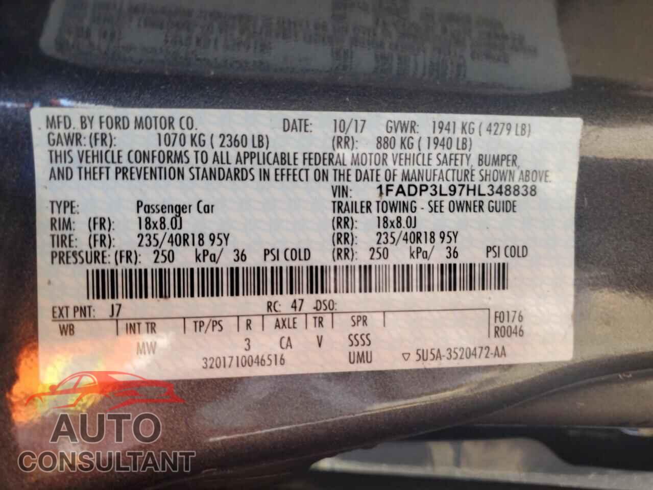 FORD FOCUS 2017 - 1FADP3L97HL348838
