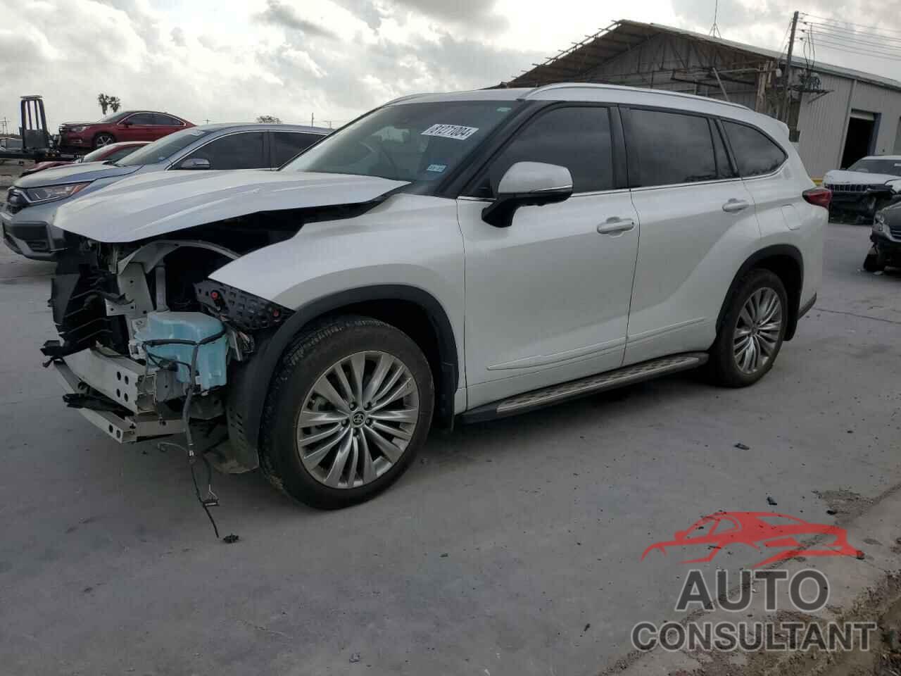 TOYOTA HIGHLANDER 2023 - 5TDKDRAH8PS034233