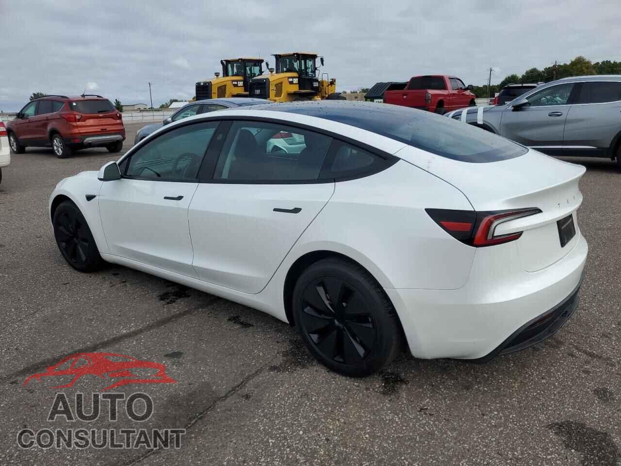TESLA MODEL 3 2024 - 5YJ3E1EA8RF829404