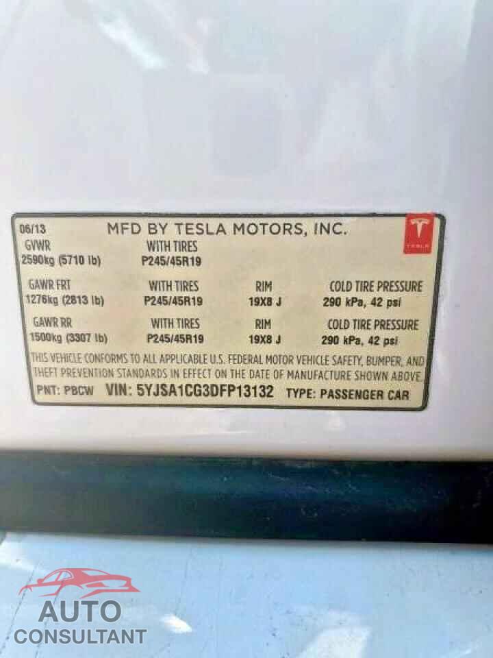 TESLA MODEL S 2013 - 5YJSA1CG3DFP13132