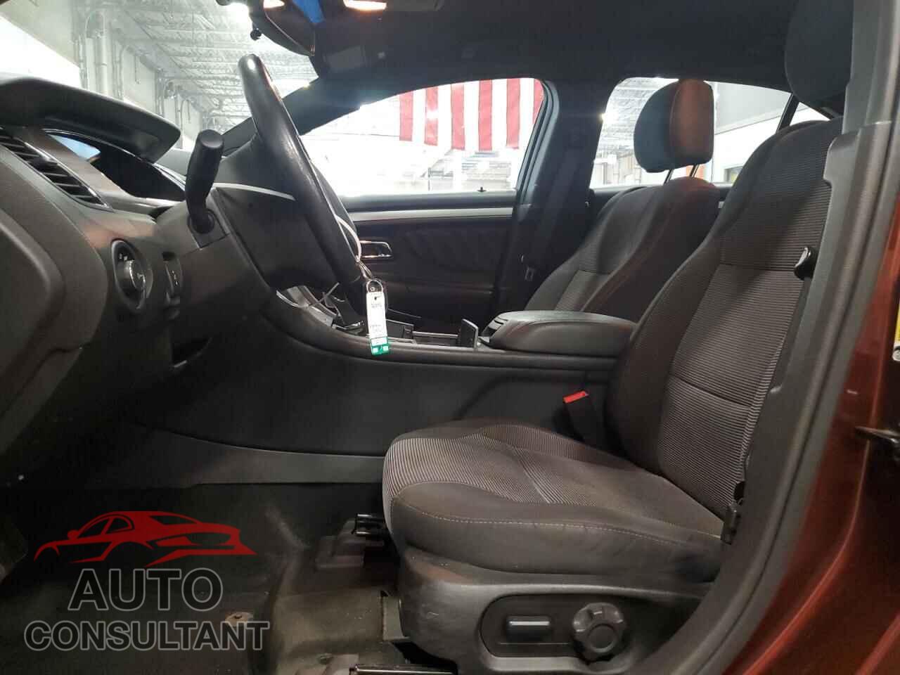 FORD TAURUS 2015 - 1FAHP2E80FG175203