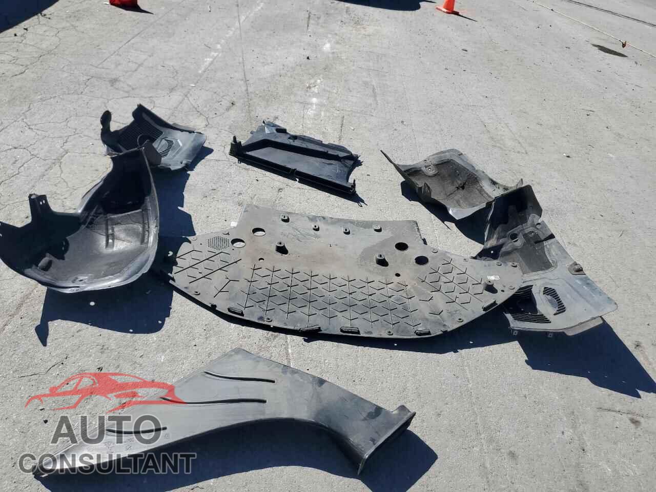TESLA MODEL S 2020 - 5YJSA1E23LF400159