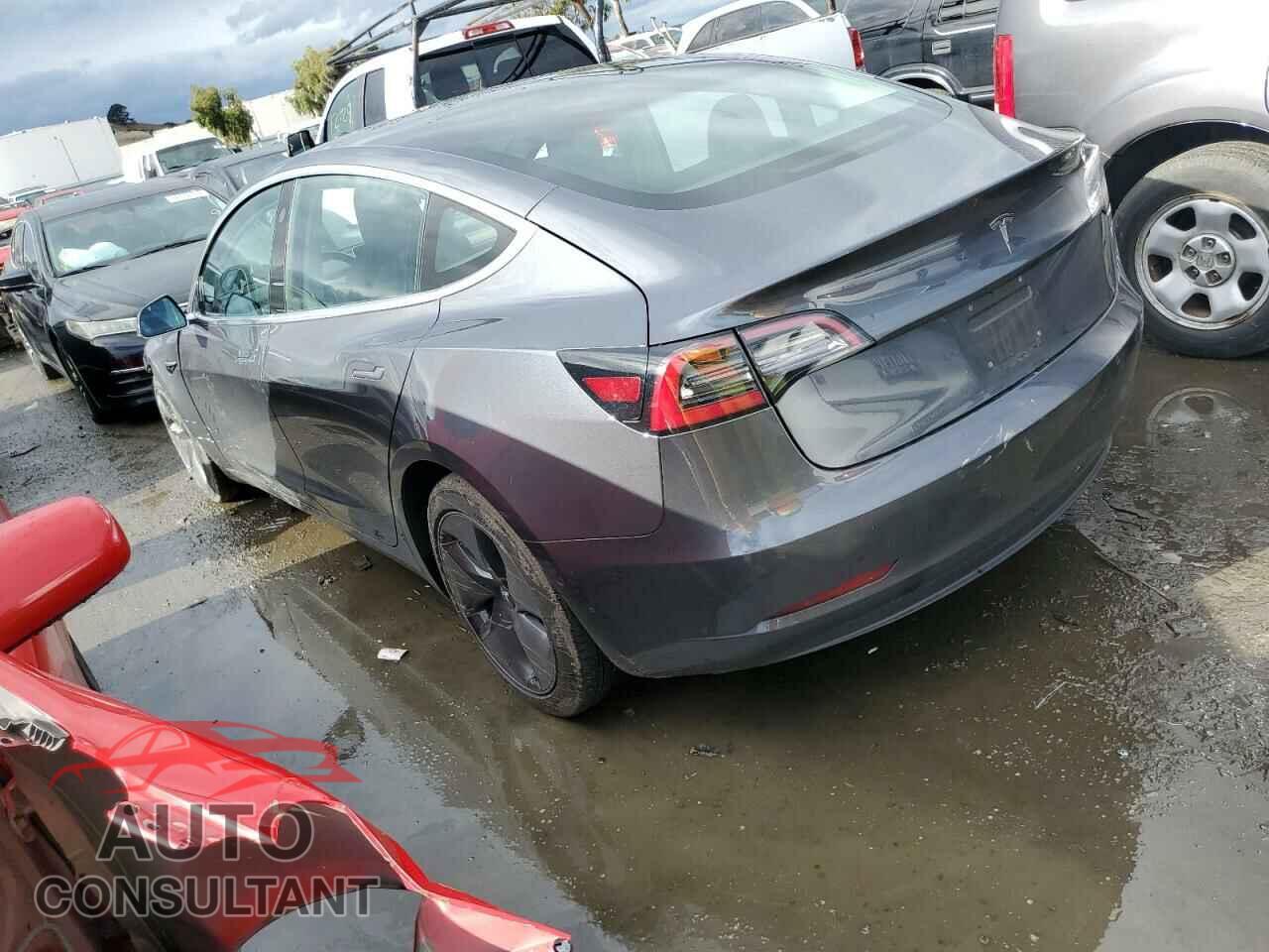 TESLA MODEL 3 2018 - 5YJ3E1EA4JF157586