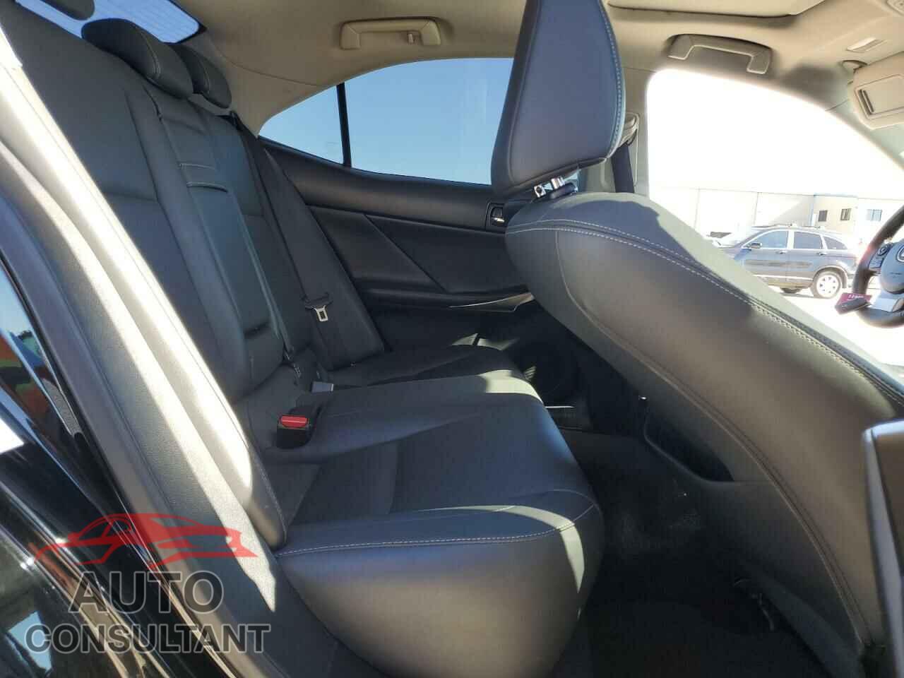 LEXUS IS 2014 - JTHBF1D2XE5037509