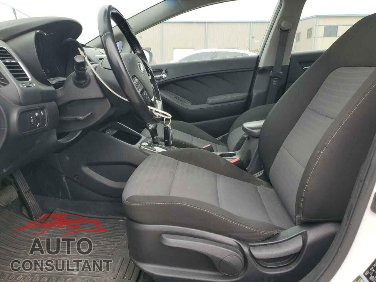KIA FORTE 2017 - 3KPFL4A78HE103822