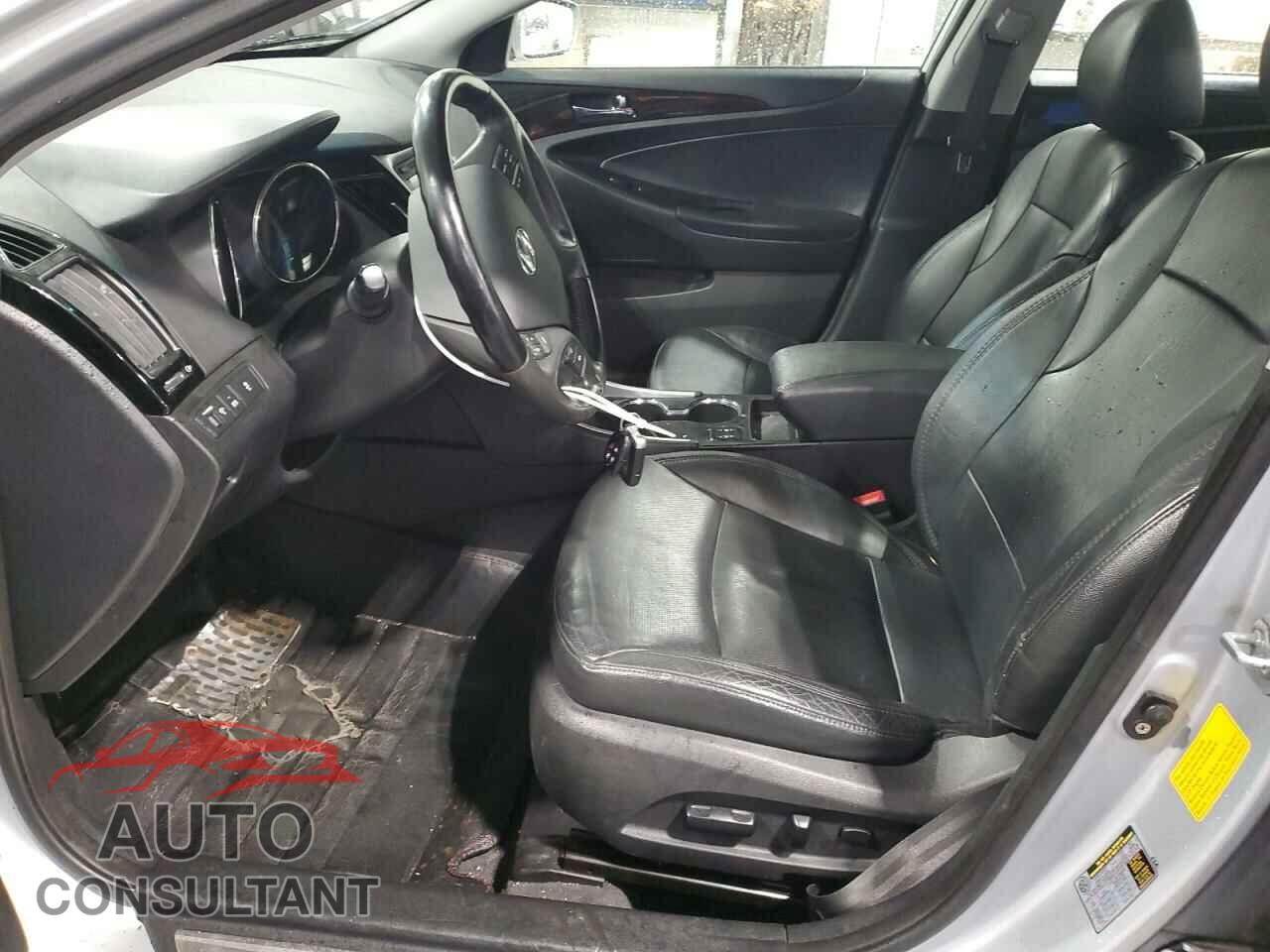 HYUNDAI SONATA 2011 - 5NPEC4AC7BH204877