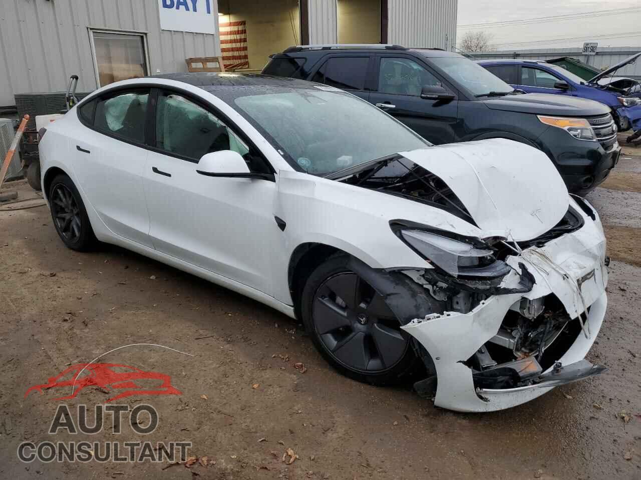 TESLA MODEL 3 2022 - 5YJ3E1EA9NF370751