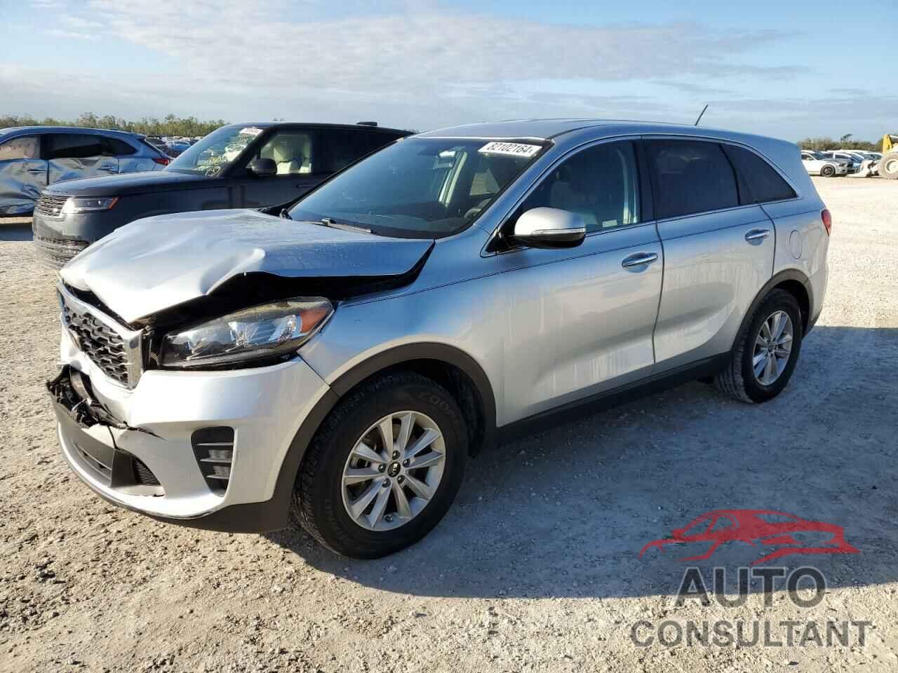 KIA SORENTO 2019 - 5XYPG4A38KG553695