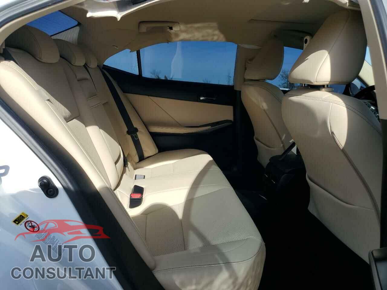 LEXUS IS 2014 - JTHBF1D22E5005346