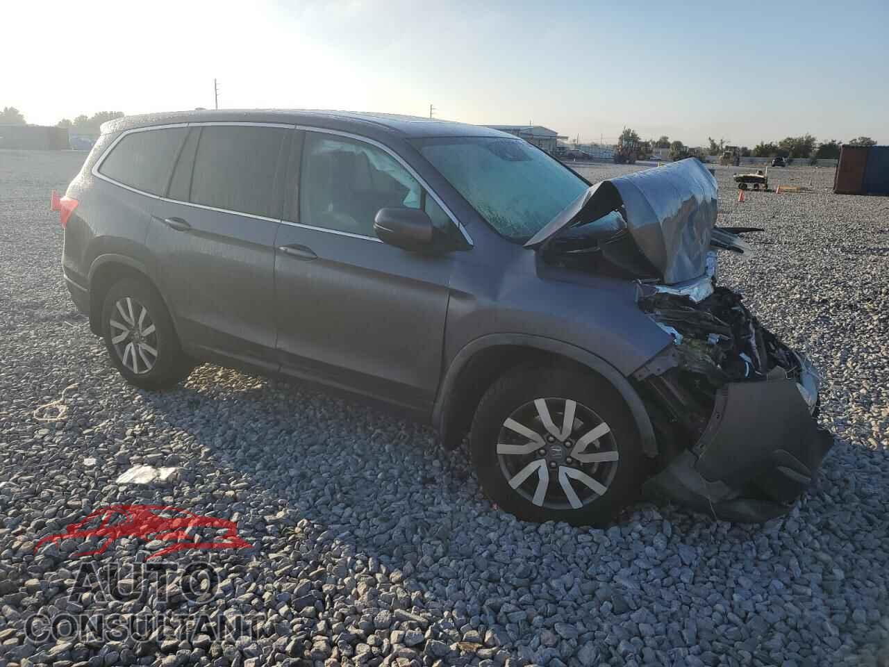 HONDA PILOT 2019 - 5FNYF5H51KB008224