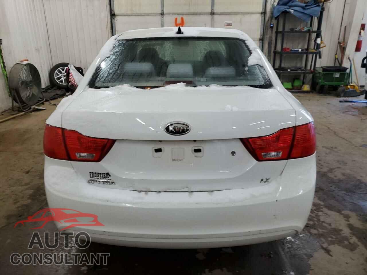 KIA OPTIMA 2009 - KNAGE228695289901