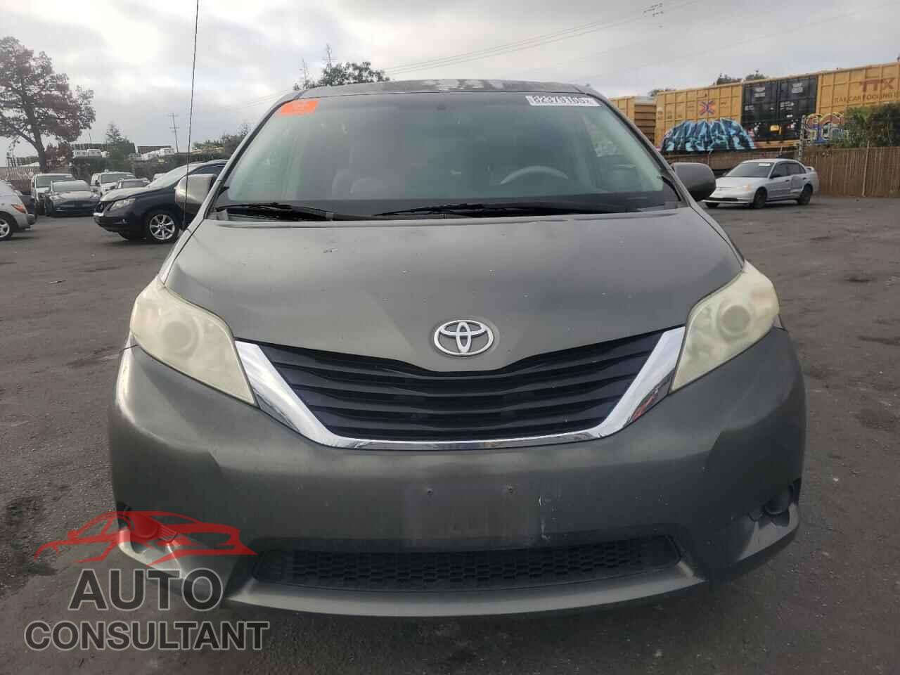 TOYOTA SIENNA 2012 - 5TDKA3DC4CS015162