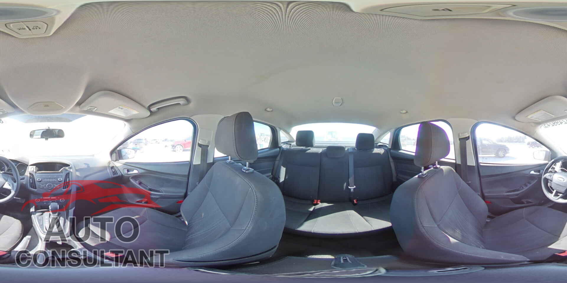 FORD FOCUS 2018 - 1FADP3FE7JL229461