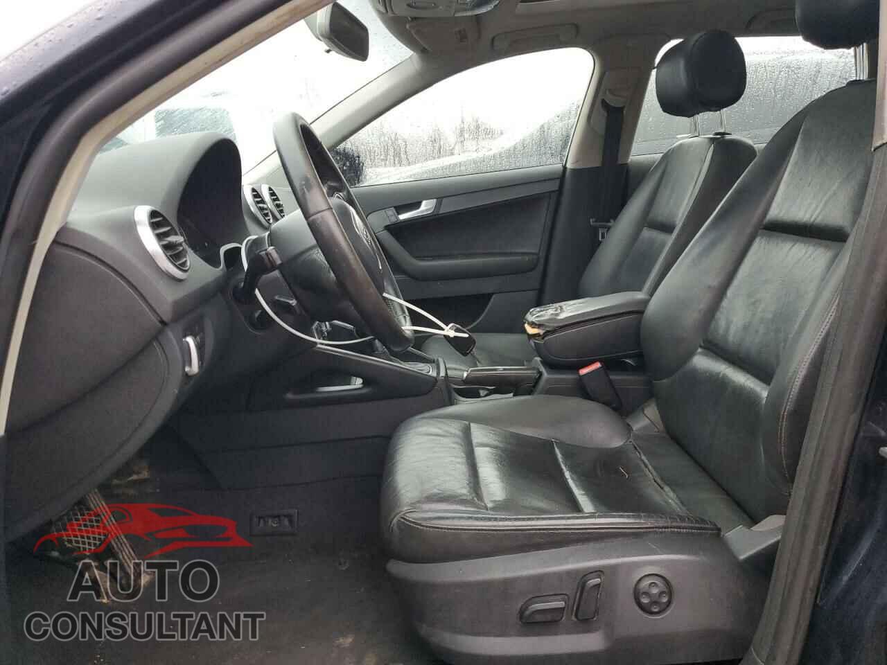 AUDI A3 2013 - WAUBEAFM4DA001742