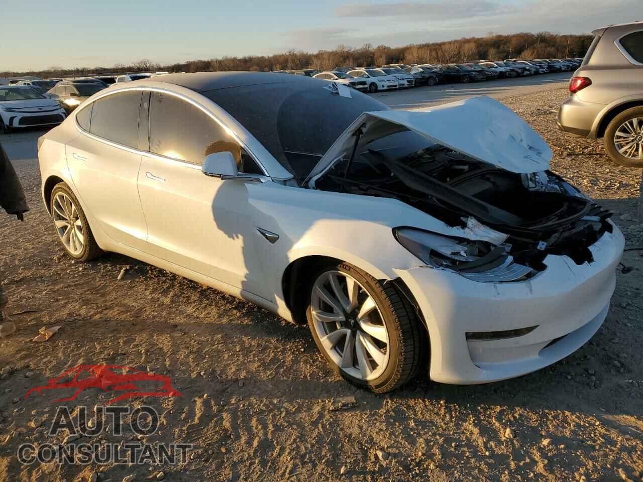 TESLA MODEL 3 2018 - 5YJ3E1EBXJF112175