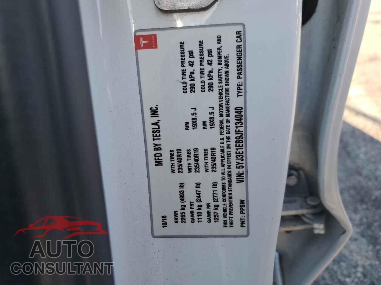 TESLA MODEL 3 2018 - 5YJ3E1EB9JF134040