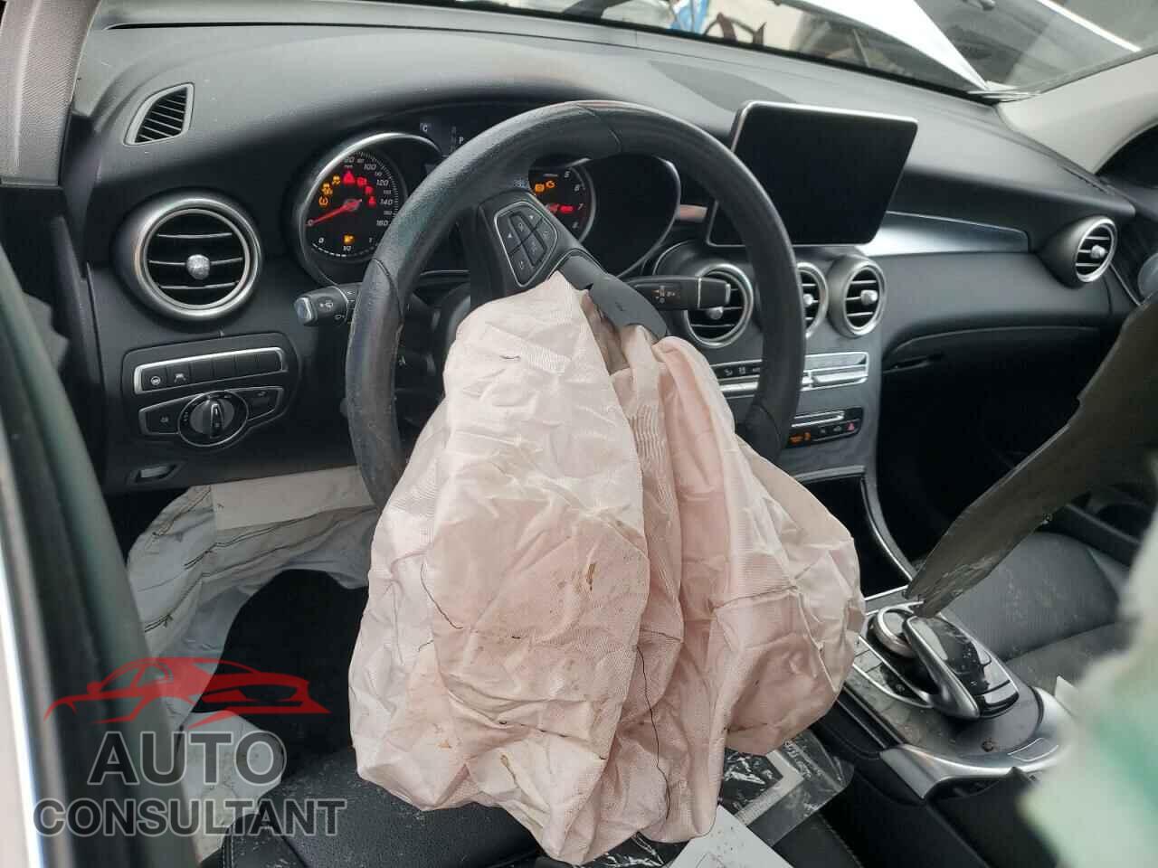 MERCEDES-BENZ GLC-CLASS 2017 - WDC0G4JB0HF188881