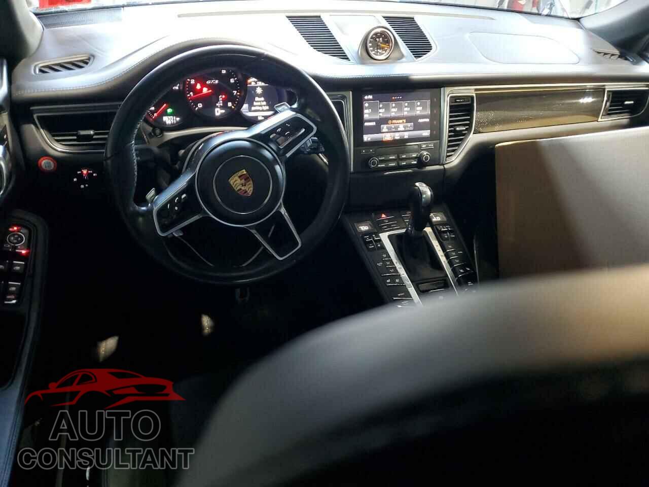 PORSCHE MACAN 2017 - WP1AG2A58HLB56074