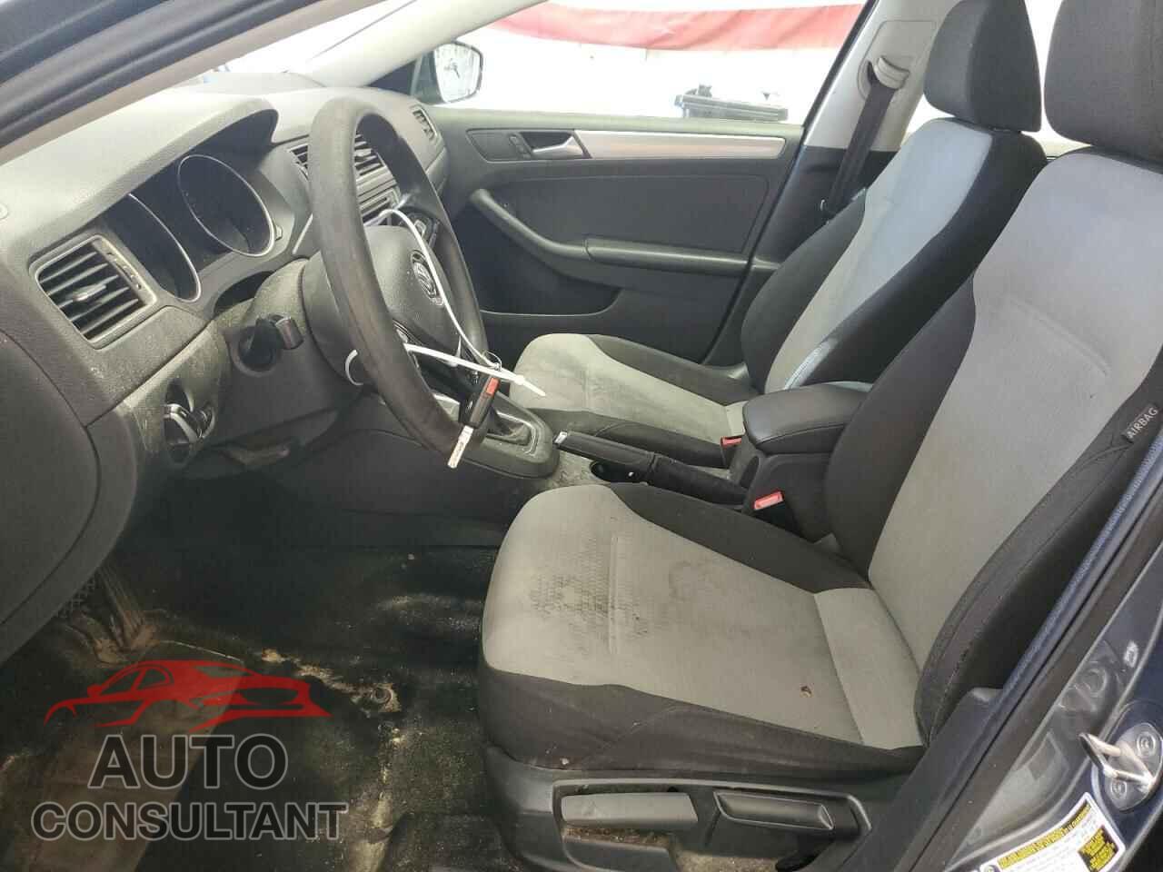 VOLKSWAGEN JETTA 2017 - 3VW2B7AJ5HM236166