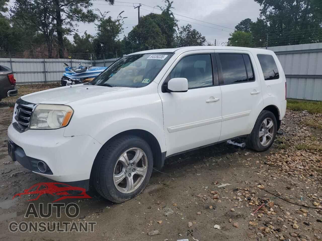 HONDA PILOT 2015 - 5FNYF4H53FB022447
