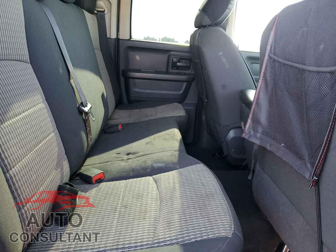 DODGE RAM 1500 2012 - 1C6RD7FT2CS164341