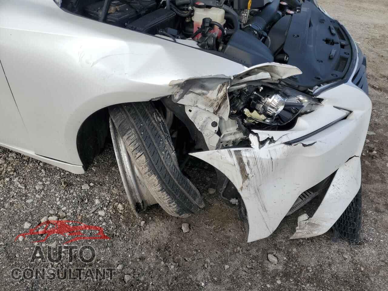 LEXUS IS 2016 - JTHBA1D27G5011502