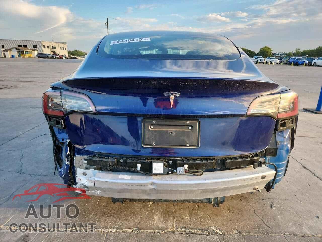 TESLA MODEL 3 2022 - 5YJ3E1EAXNF144332