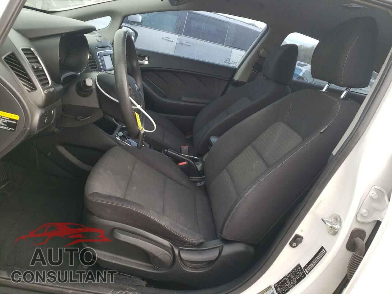 KIA FORTE 2017 - 3KPFL4A79HE116000