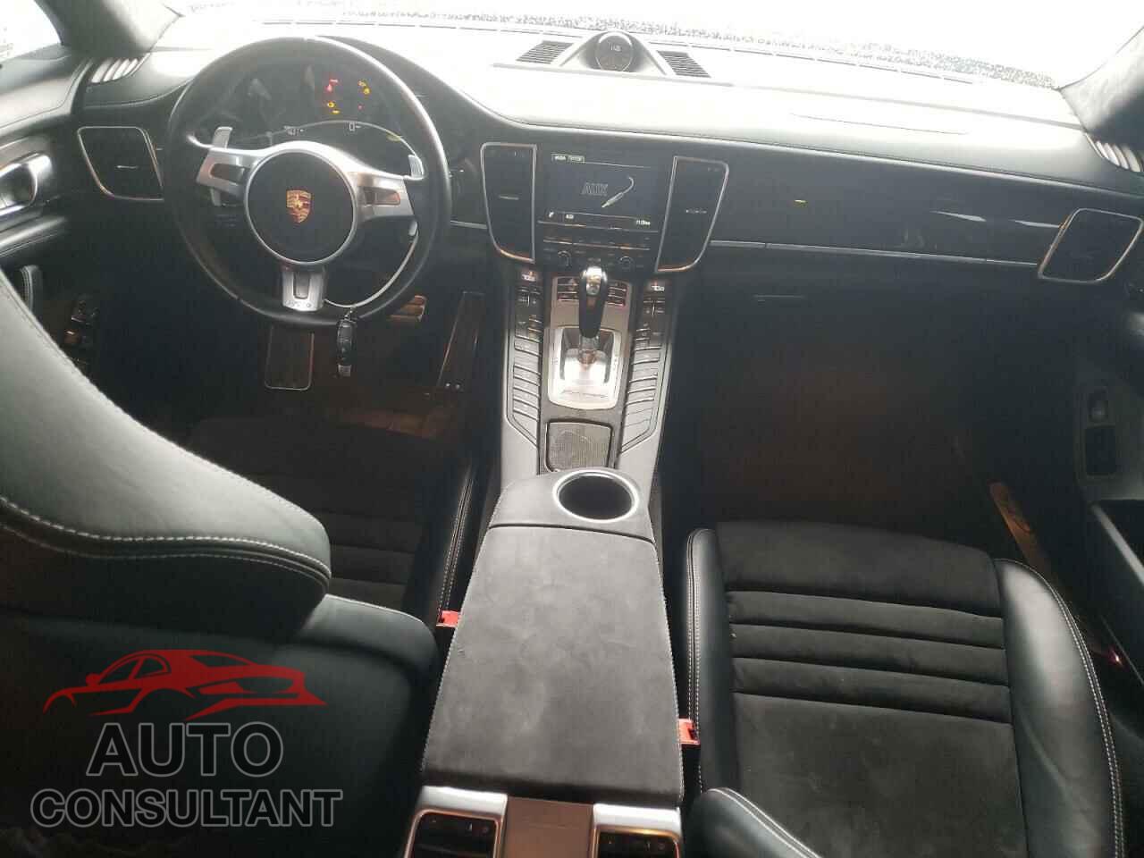 PORSCHE PANAMERA 2016 - WP0AF2A7XGL080197
