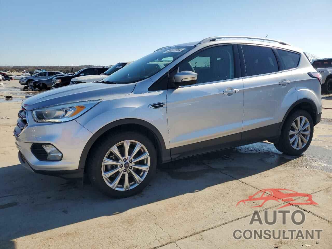FORD ESCAPE 2017 - 1FMCU0J94HUD94665