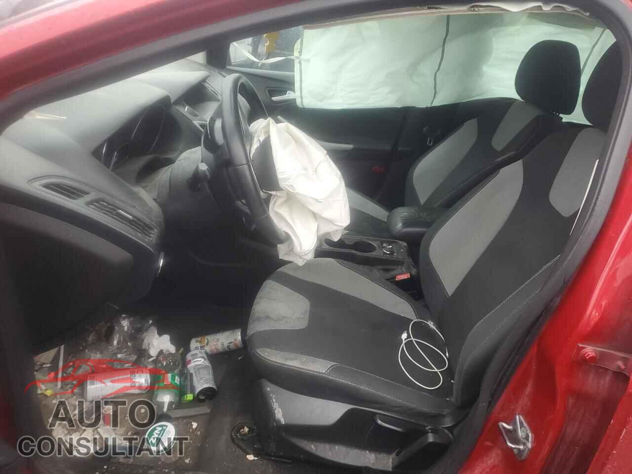 FORD FOCUS 2012 - 1FAHP3K24CL444814