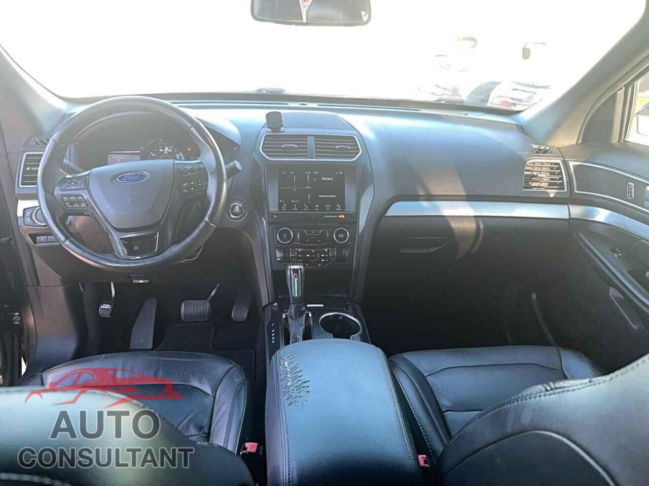 FORD EXPLORER 2017 - 1FM5K7D86HGC21979