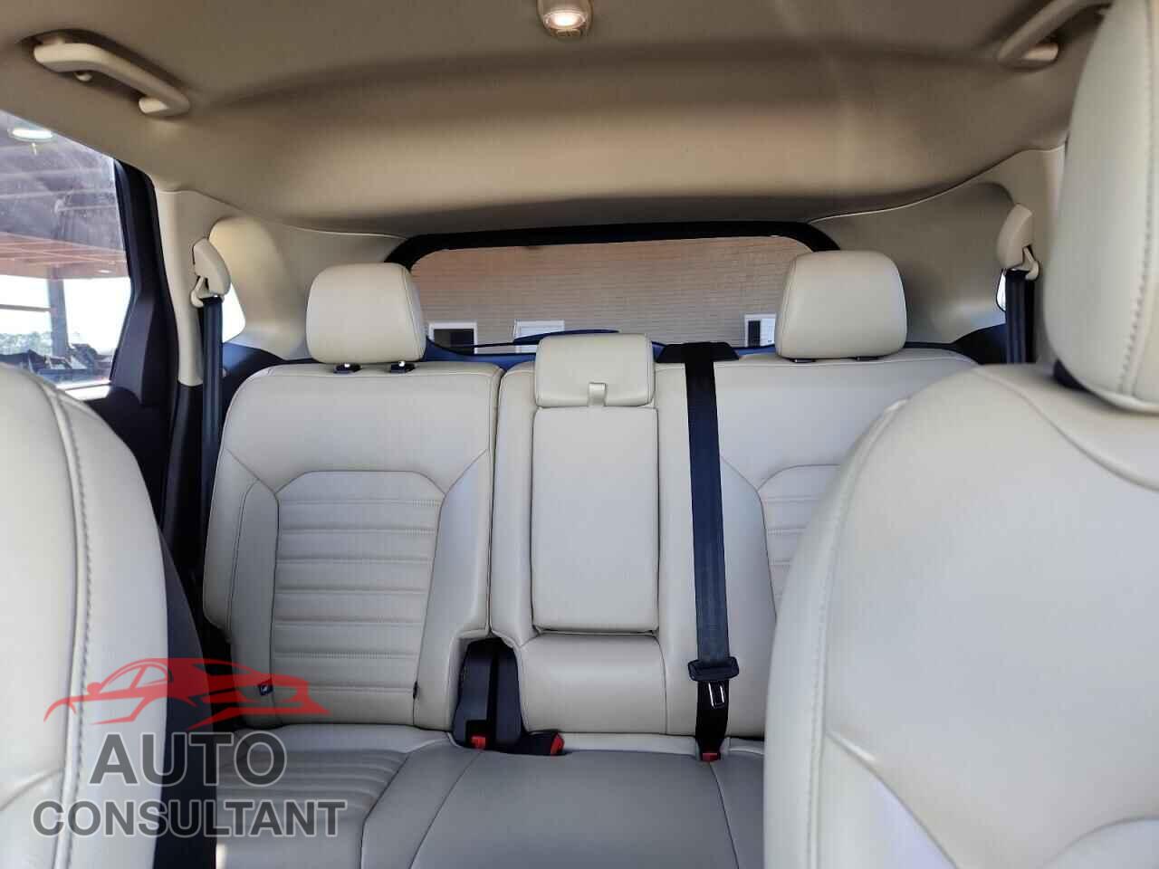 FORD EDGE 2018 - 2FMPK3J92JBB93125