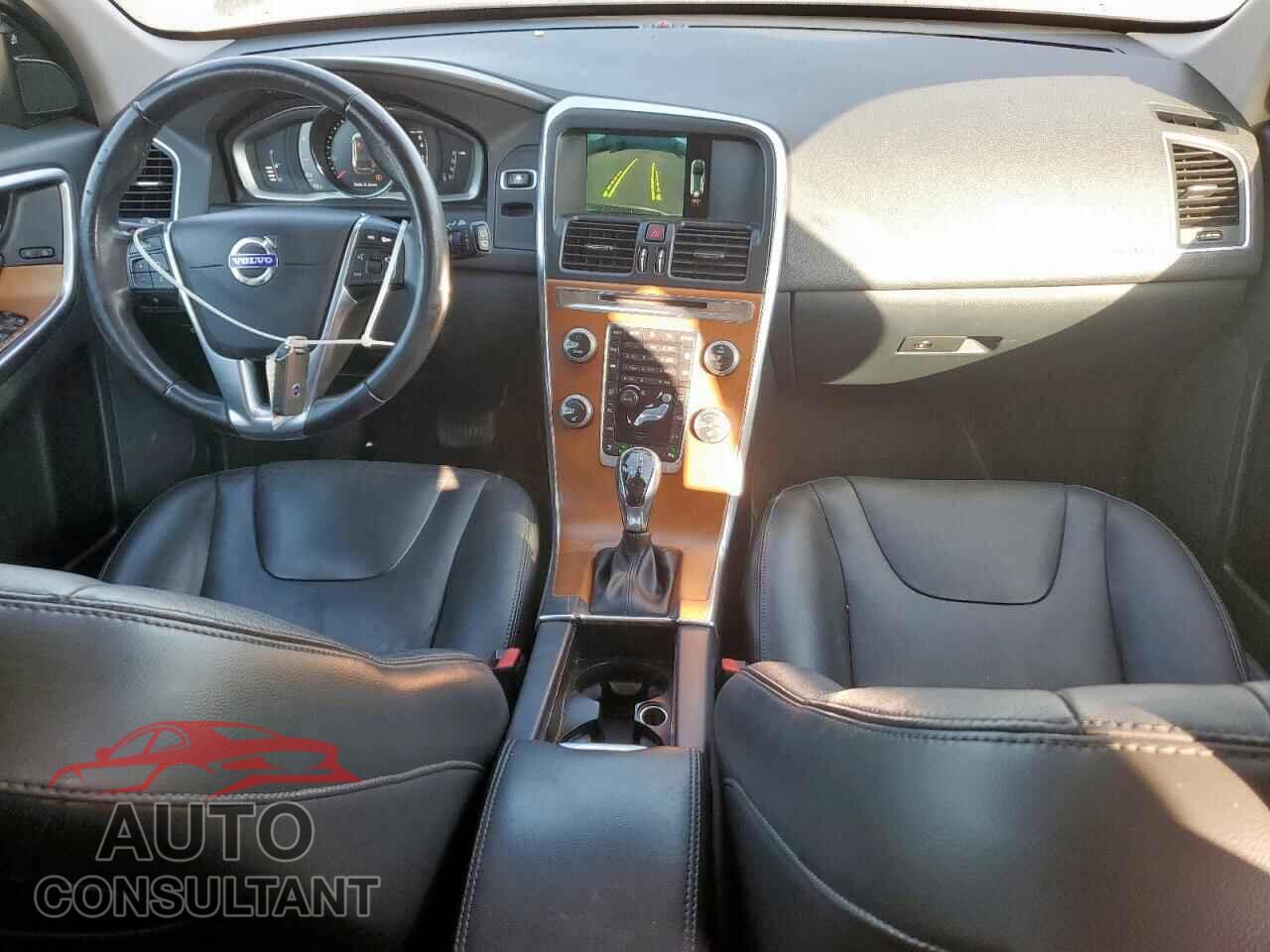 VOLVO XC60 2017 - YV440MDU3H2008161