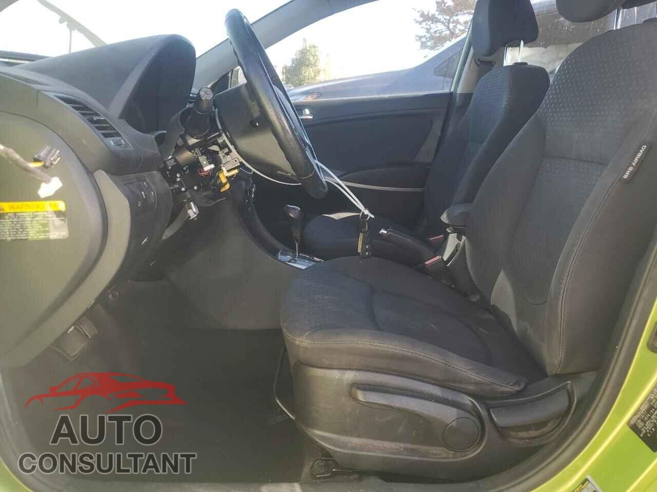 HYUNDAI ACCENT 2012 - KMHCU5AE1CU005998