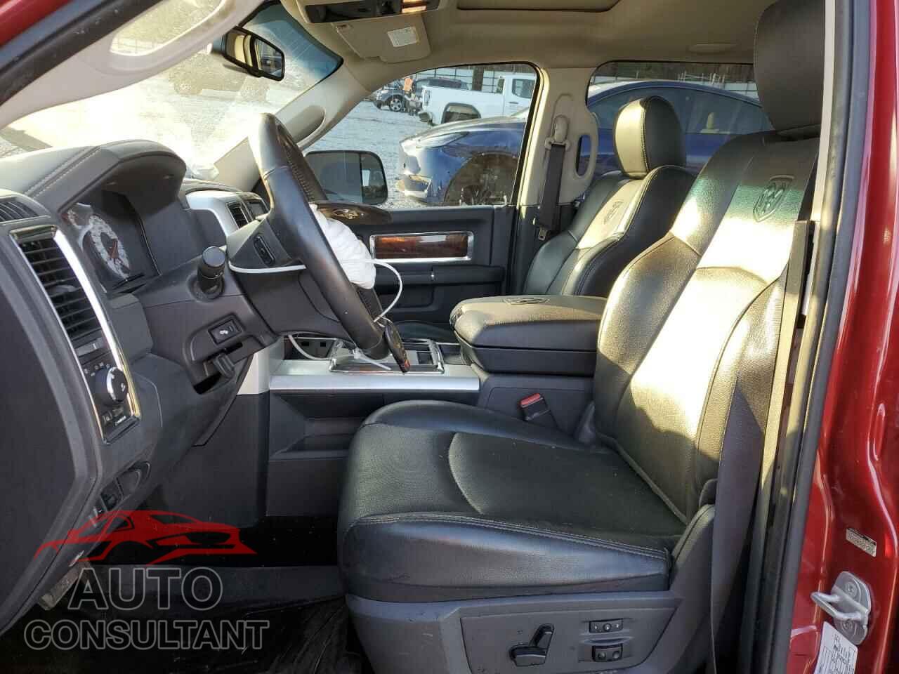 DODGE RAM 1500 2012 - 1C6RD7NT2CS252811