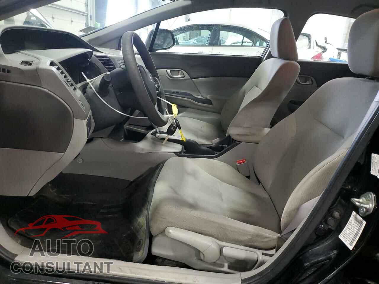 HONDA CIVIC 2012 - 2HGFB2F53CH610107