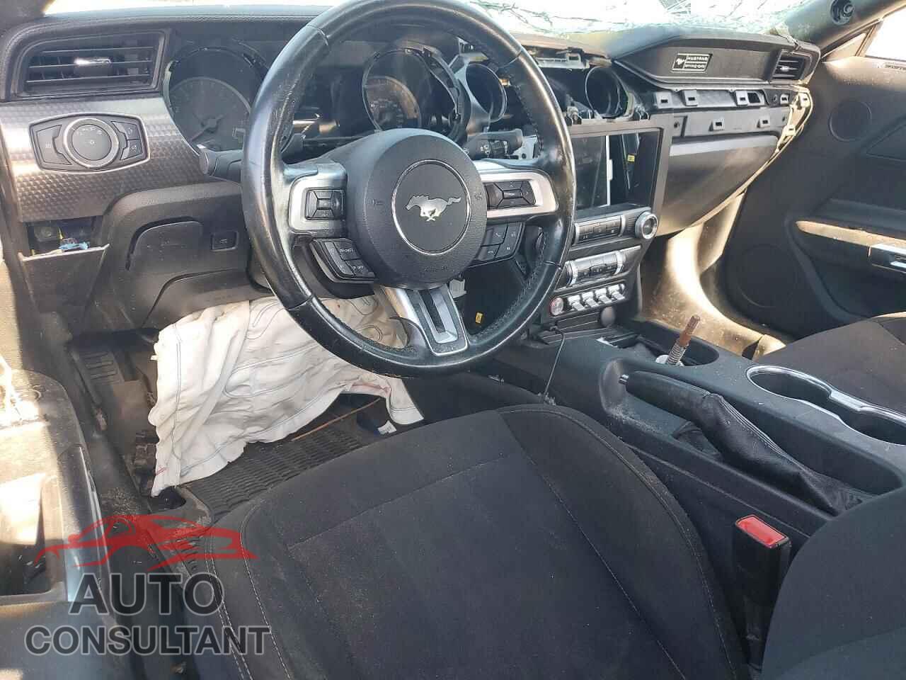 FORD MUSTANG 2020 - 1FA6P8CF9L5149105