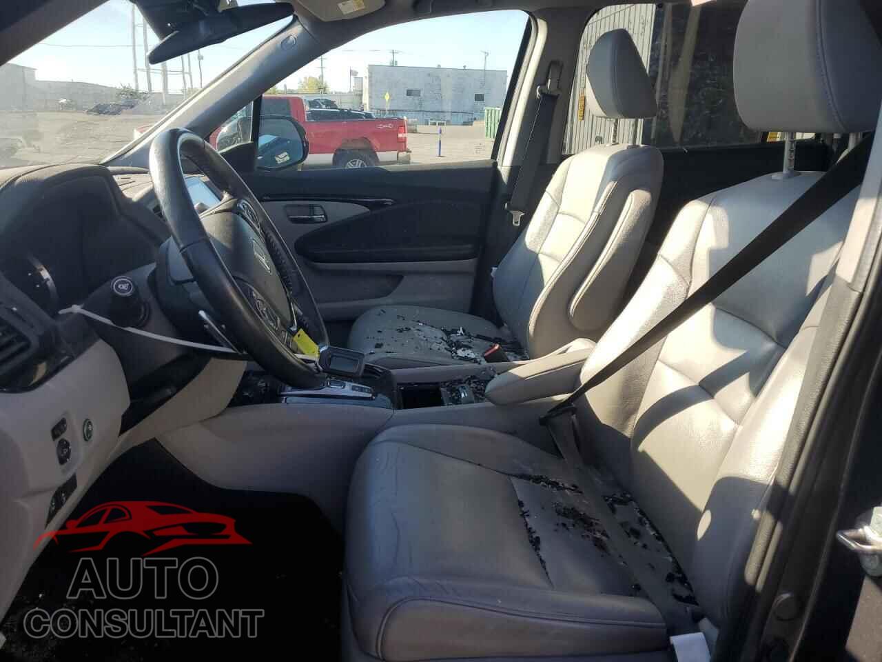 HONDA PILOT 2017 - 5FNYF6H96HB012321