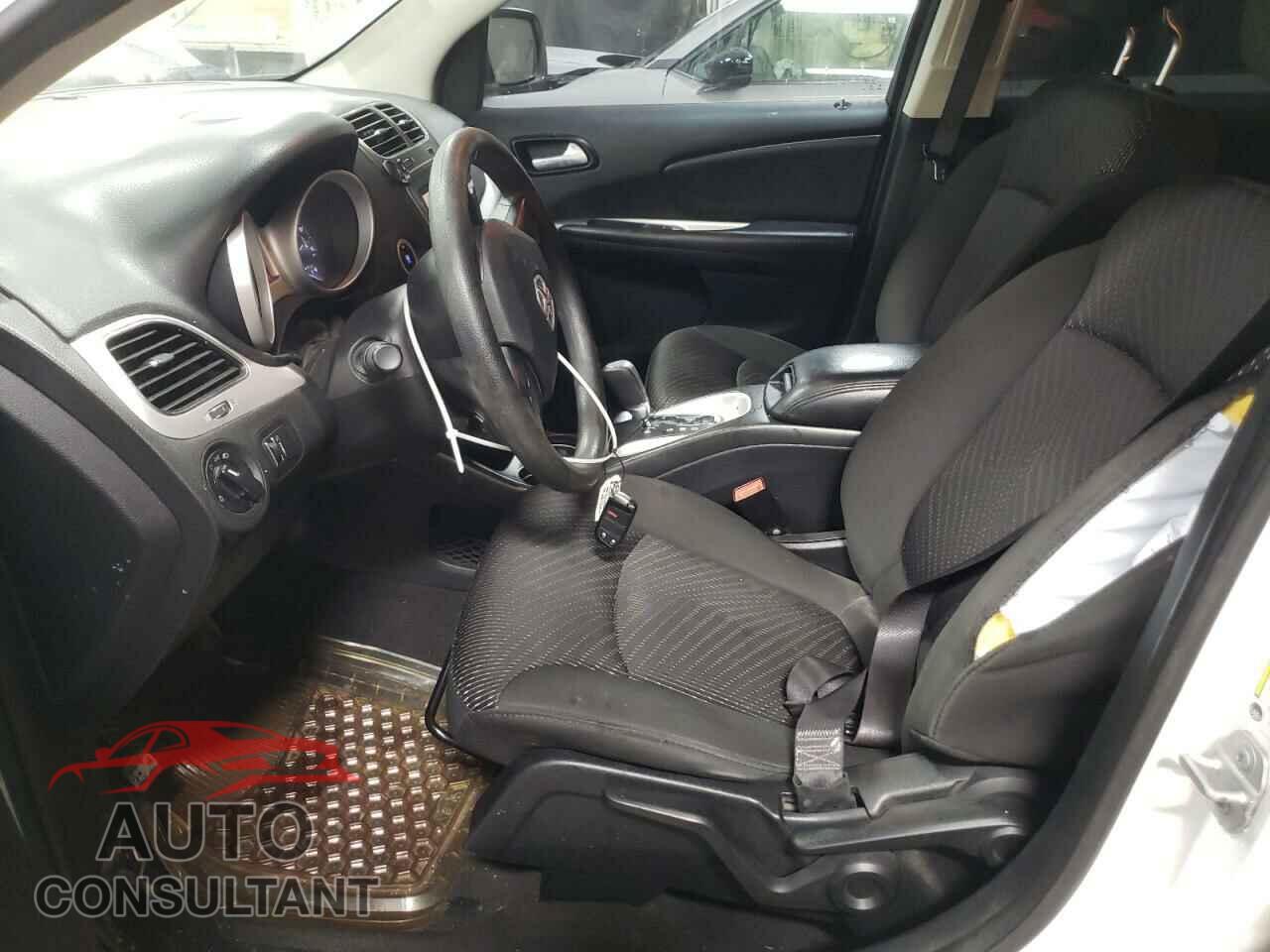 DODGE JOURNEY 2015 - 3C4PDCAB2FT692326
