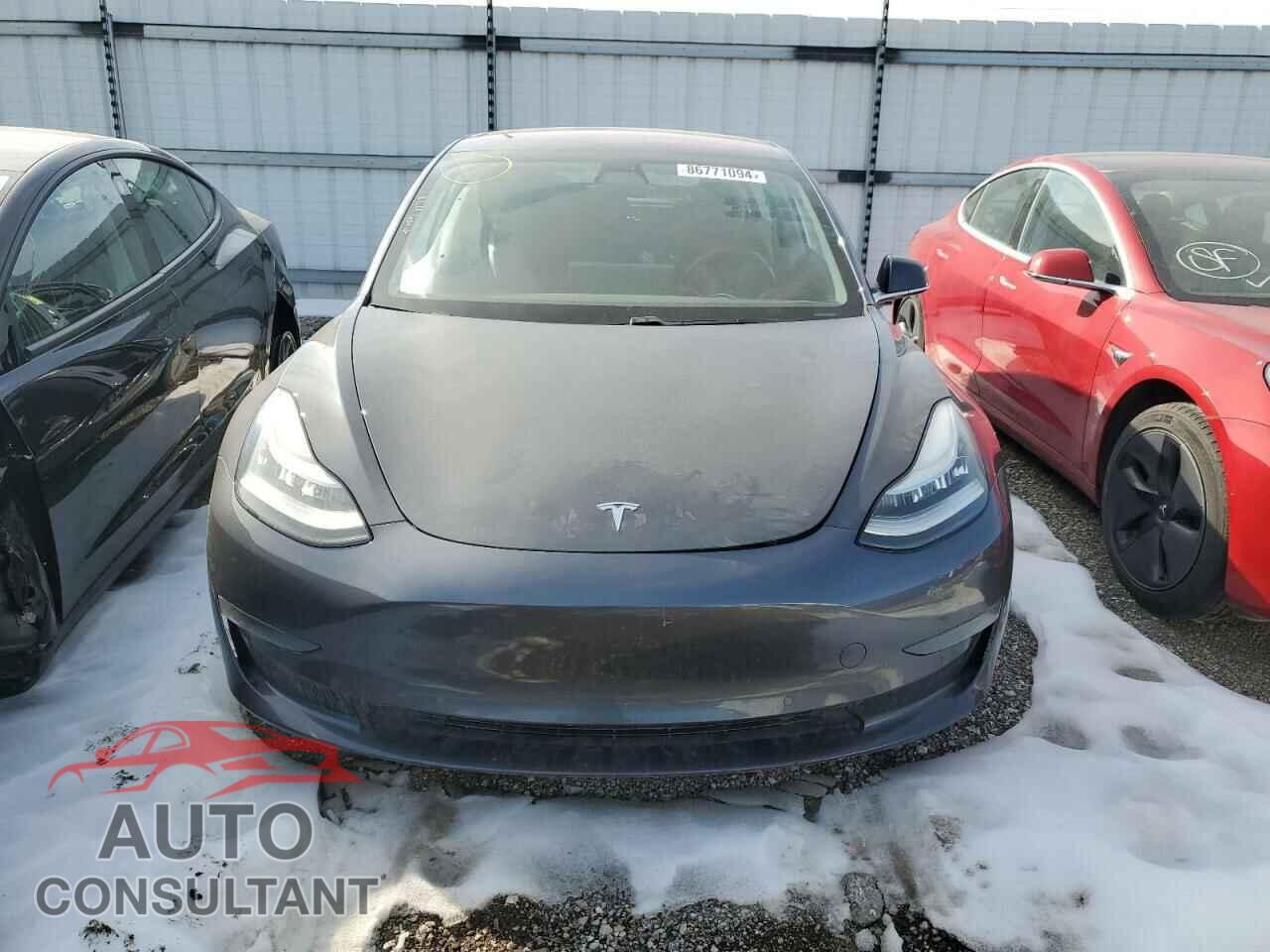 TESLA MODEL 3 2018 - 5YJ3E1EB3JF104001