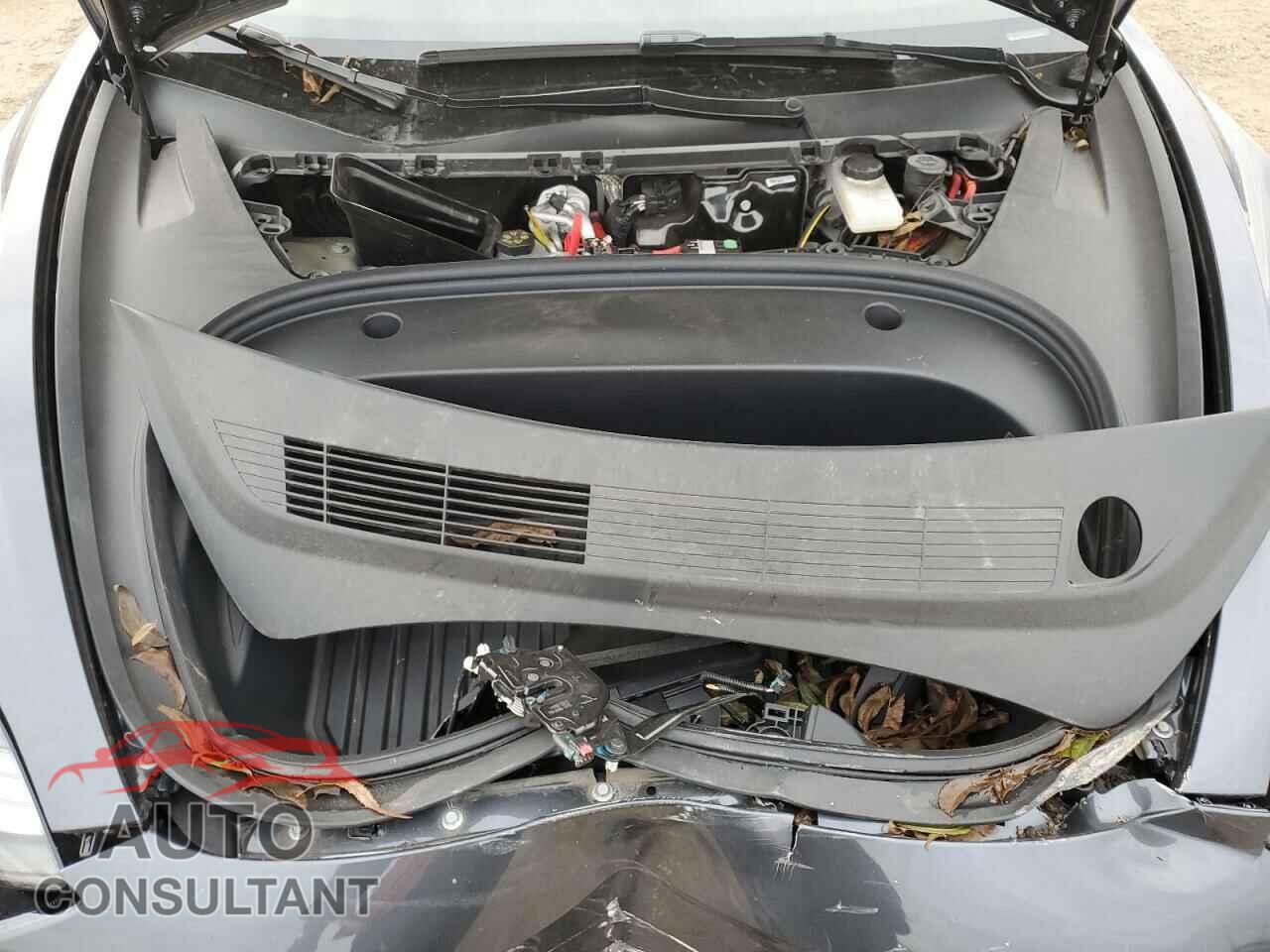 TESLA MODEL 3 2023 - 5YJ3E1EA5PF504464