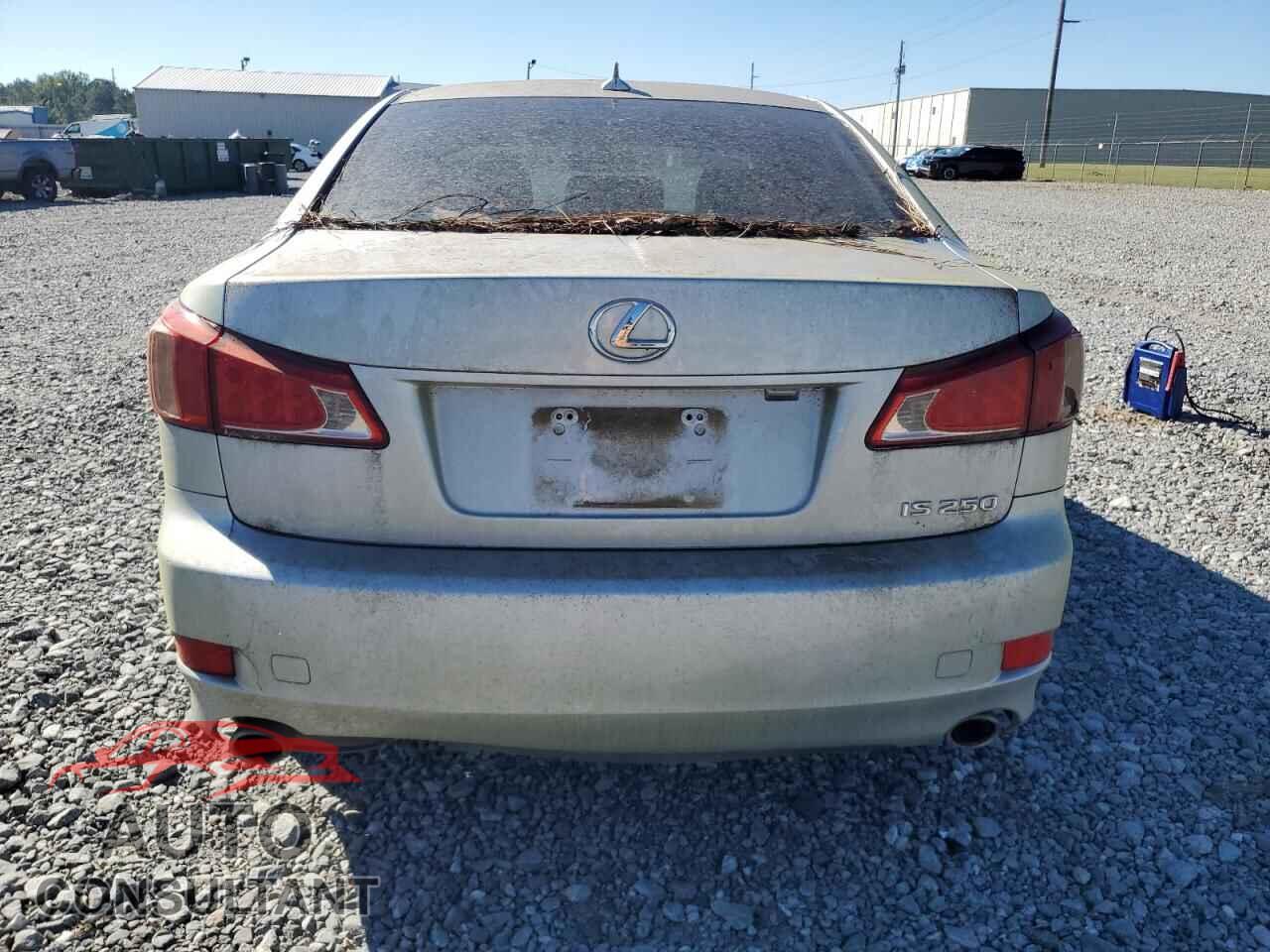 LEXUS IS 2012 - JTHBF5C26C5167194