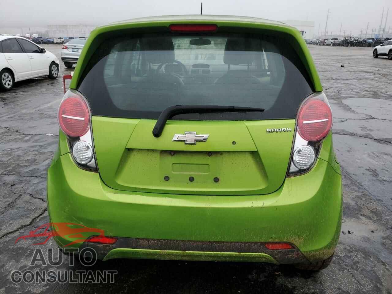 CHEVROLET SPARK 2015 - KL8CB6S92FC812020