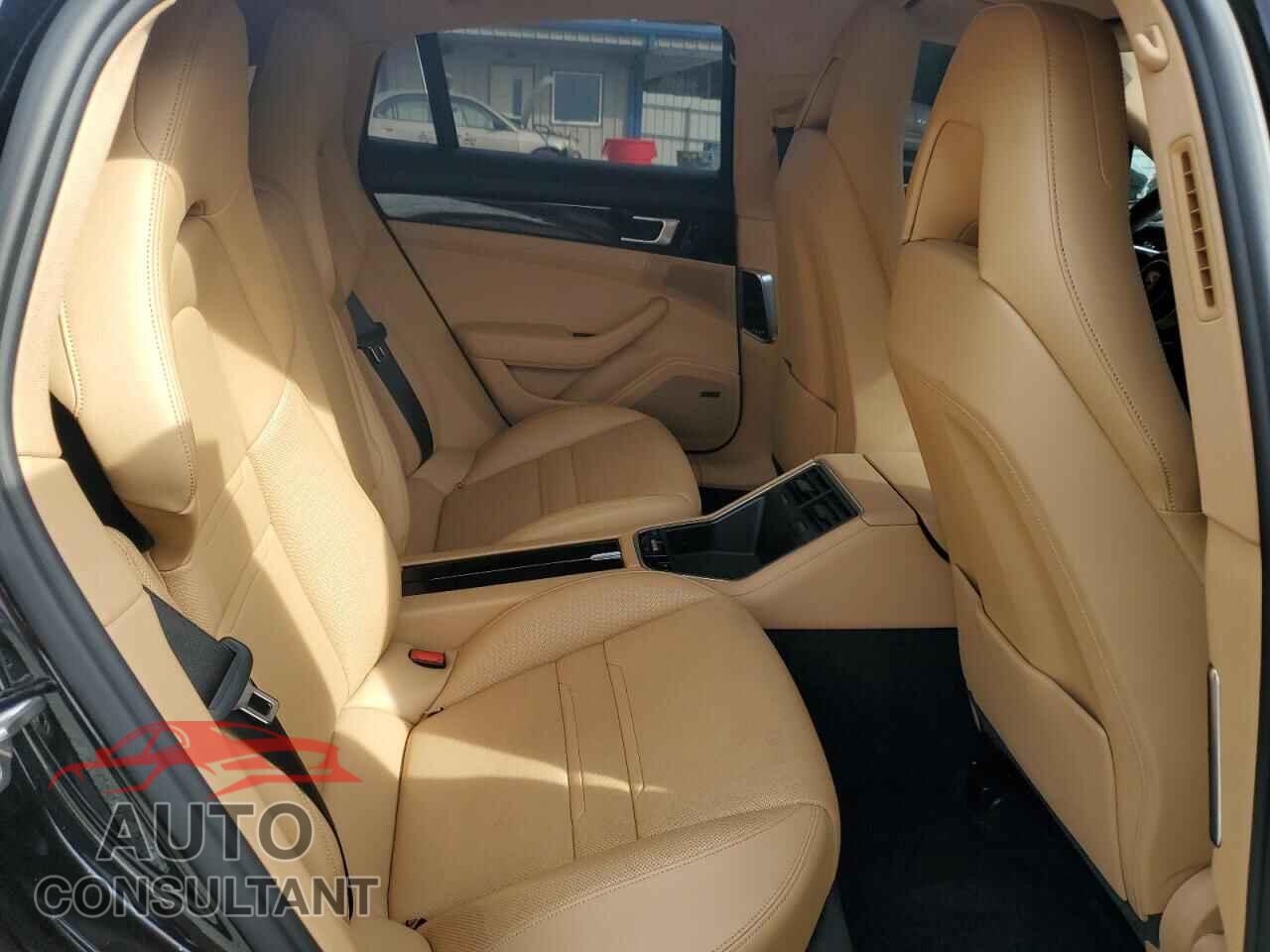 PORSCHE PANAMERA 2018 - WP0AA2A77JL110357