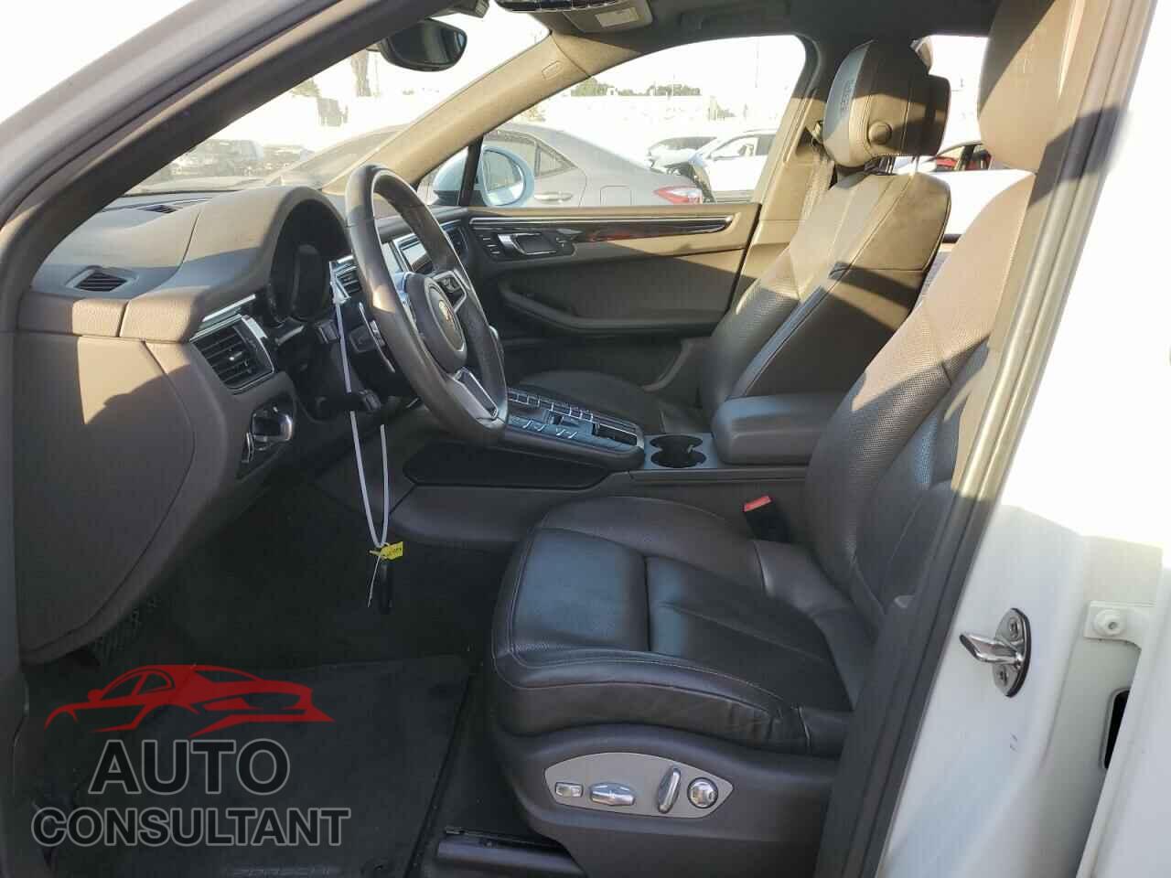 PORSCHE MACAN 2017 - WP1AB2A59HLB14477