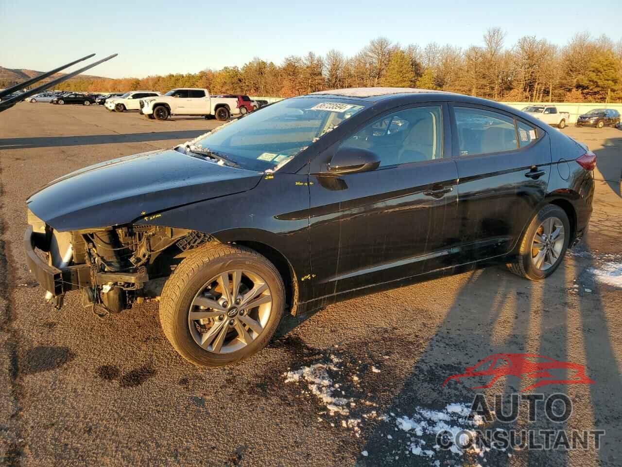 HYUNDAI ELANTRA 2018 - 5NPD84LF9JH391607