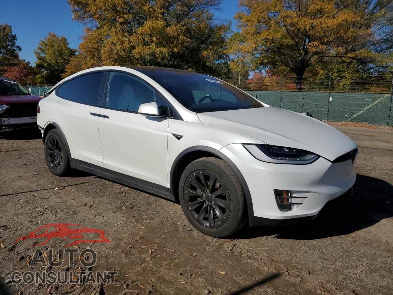 TESLA MODEL X 2017 - 5YJXCAE24HF065503