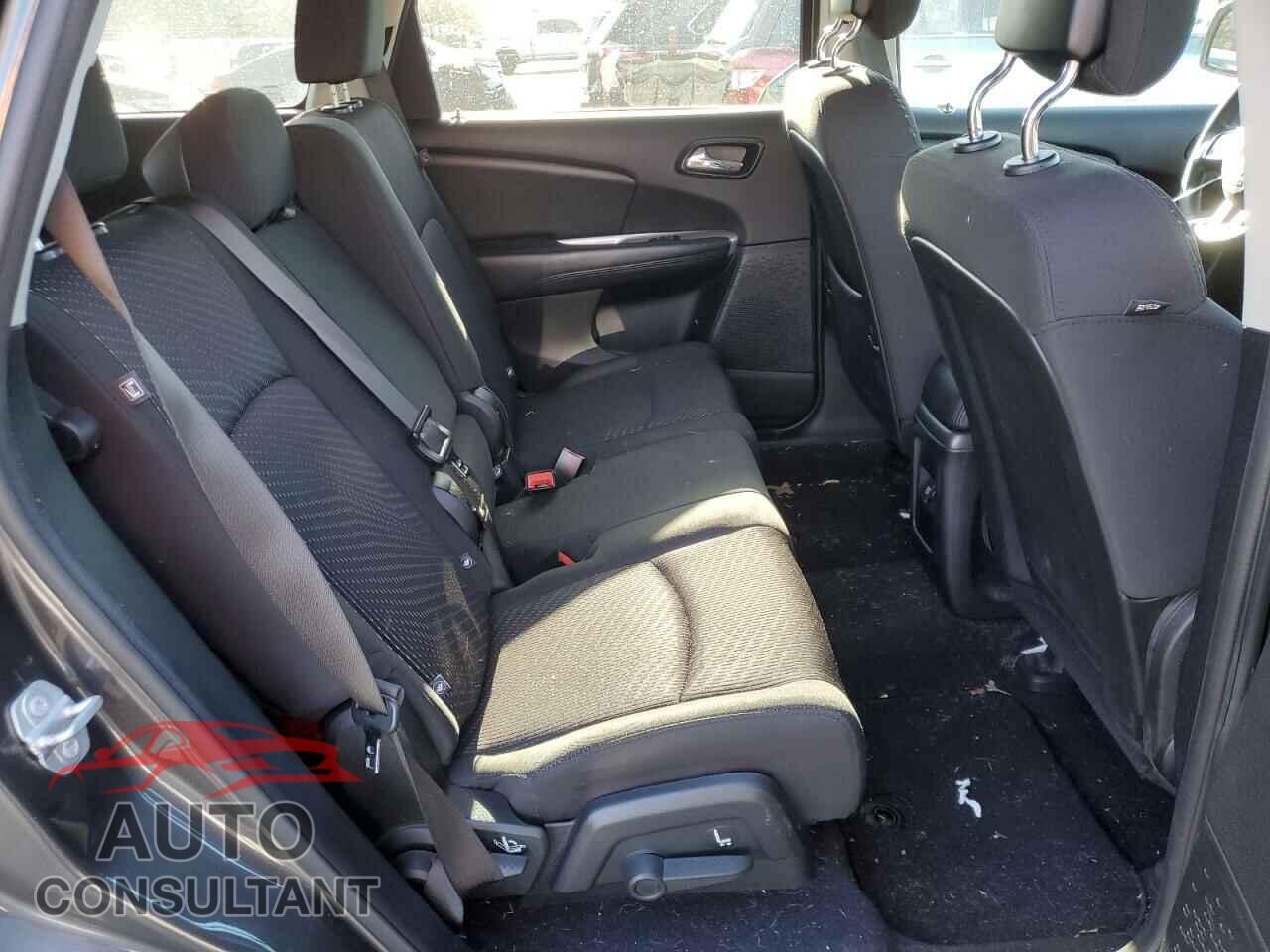 DODGE JOURNEY 2017 - 3C4PDCBG4HT537547