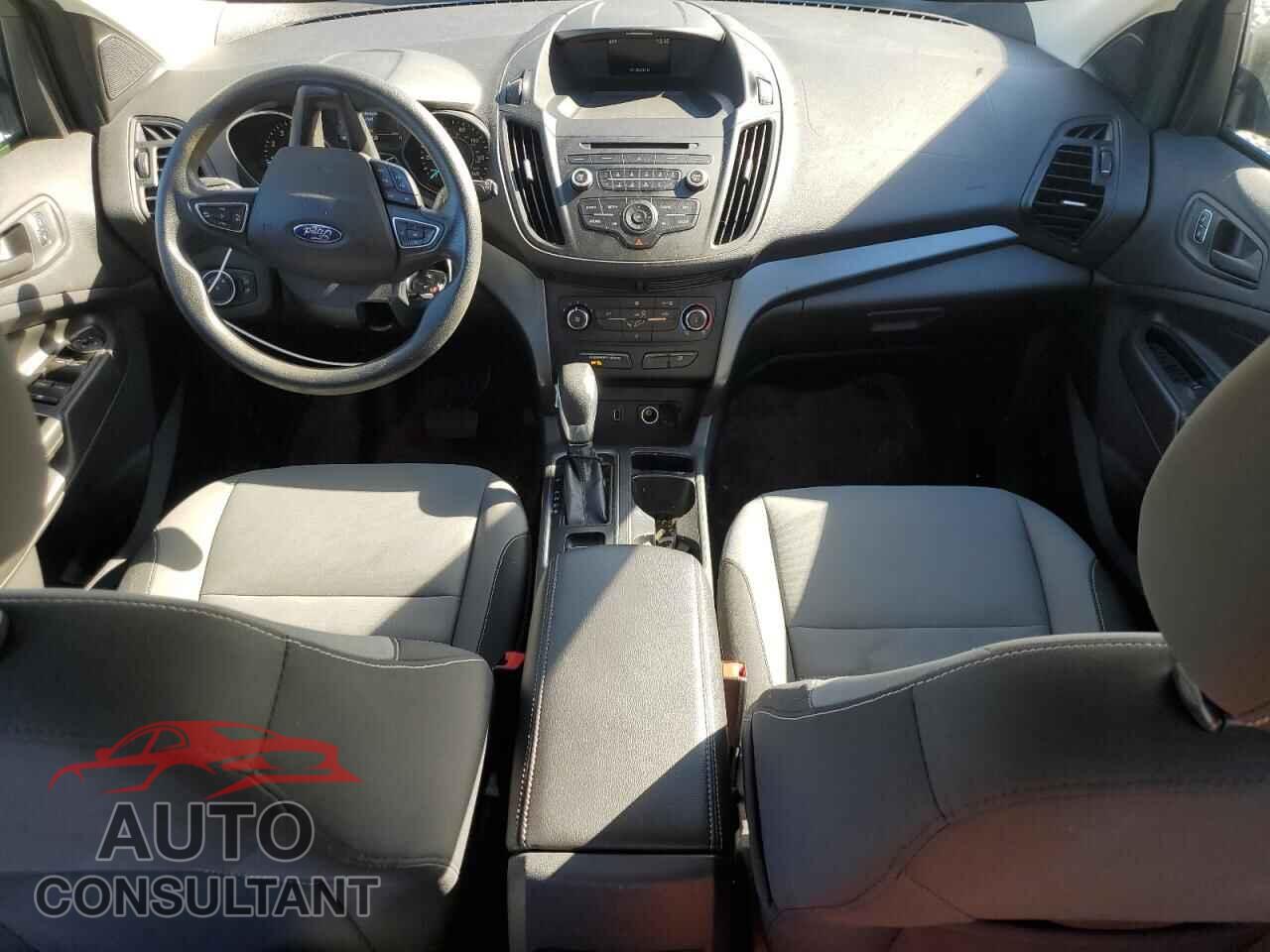 FORD ESCAPE 2017 - 1FMCU0F70HUE28639